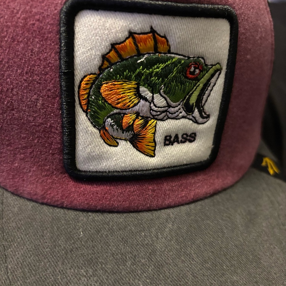 Goorin Bros. Bass (Large Mouth Lunker) Patch in maroon and Gray snap back ! - Picture 2 of 9